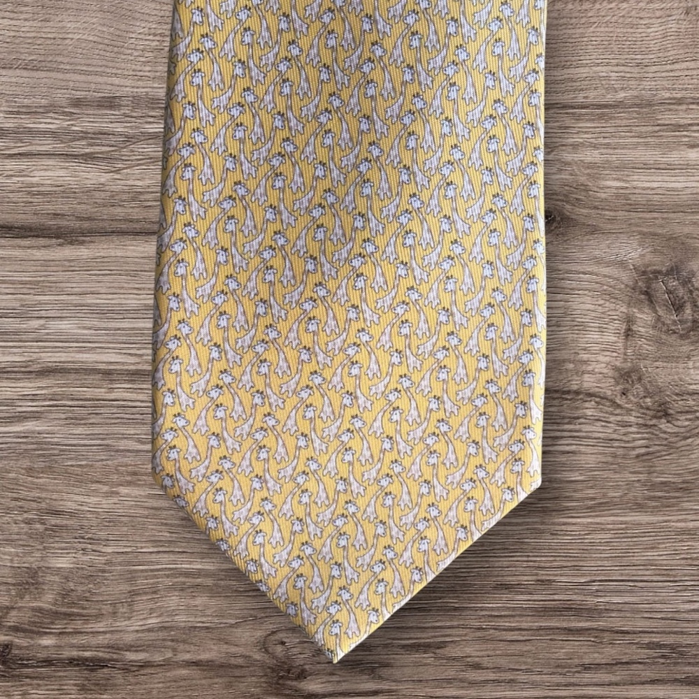 Ferragamo Giraffe-Print Silk Tie - Picture 5 of 16